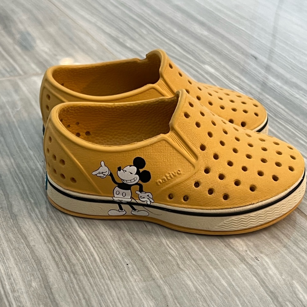 Yellow Disney Native Mickey Mouse Design